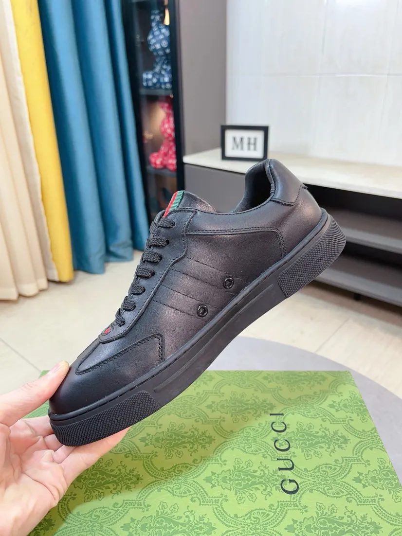 Factory price 440🌹🌹GUCCI [Gucci] New high-end brand of men's shoes, the latest fashionable casual men's shoes, trendy and versatile style, relaxed and sporty style, uppers imported from Italy, first-layer cowhide, genuine leather lining and ultra-fine workmanship. Original personalized fashionable rubber wear-resistant outsole, light and comfortable on the foot, size 38-44